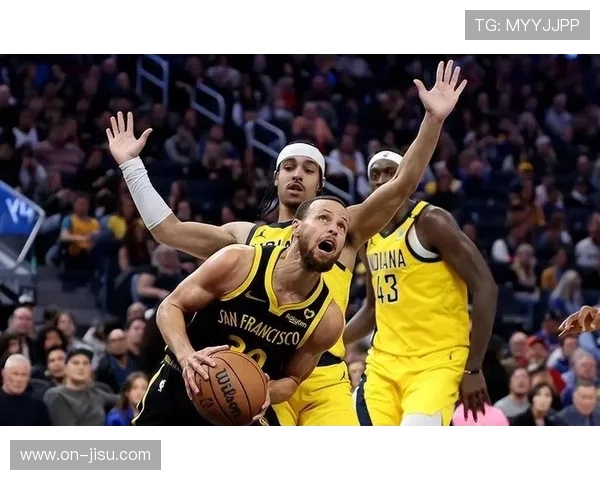 勇士首场比赛三分球命中17记失误18次表现起伏不定